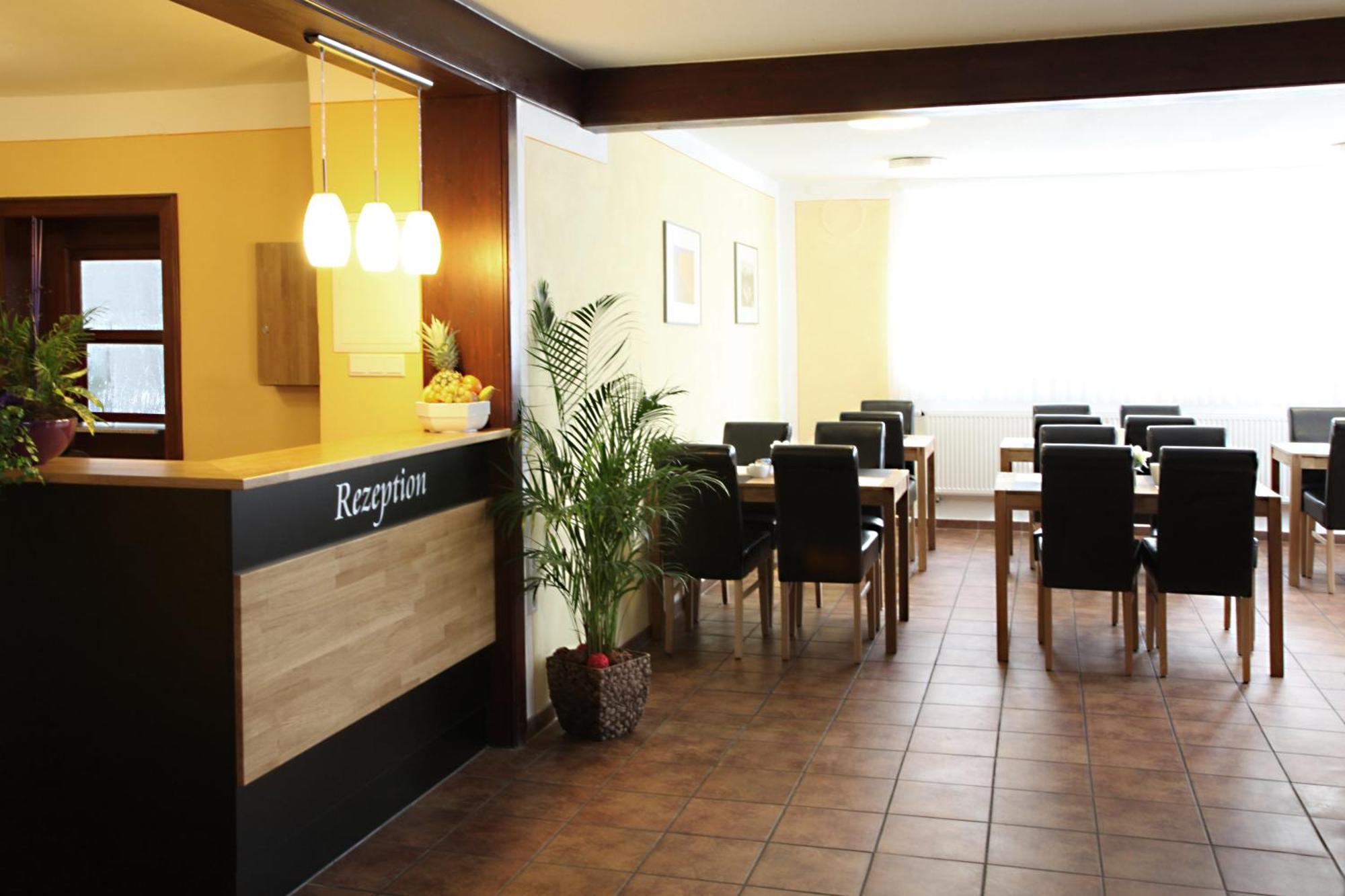 Hotel Garni Goldene Traube 3*