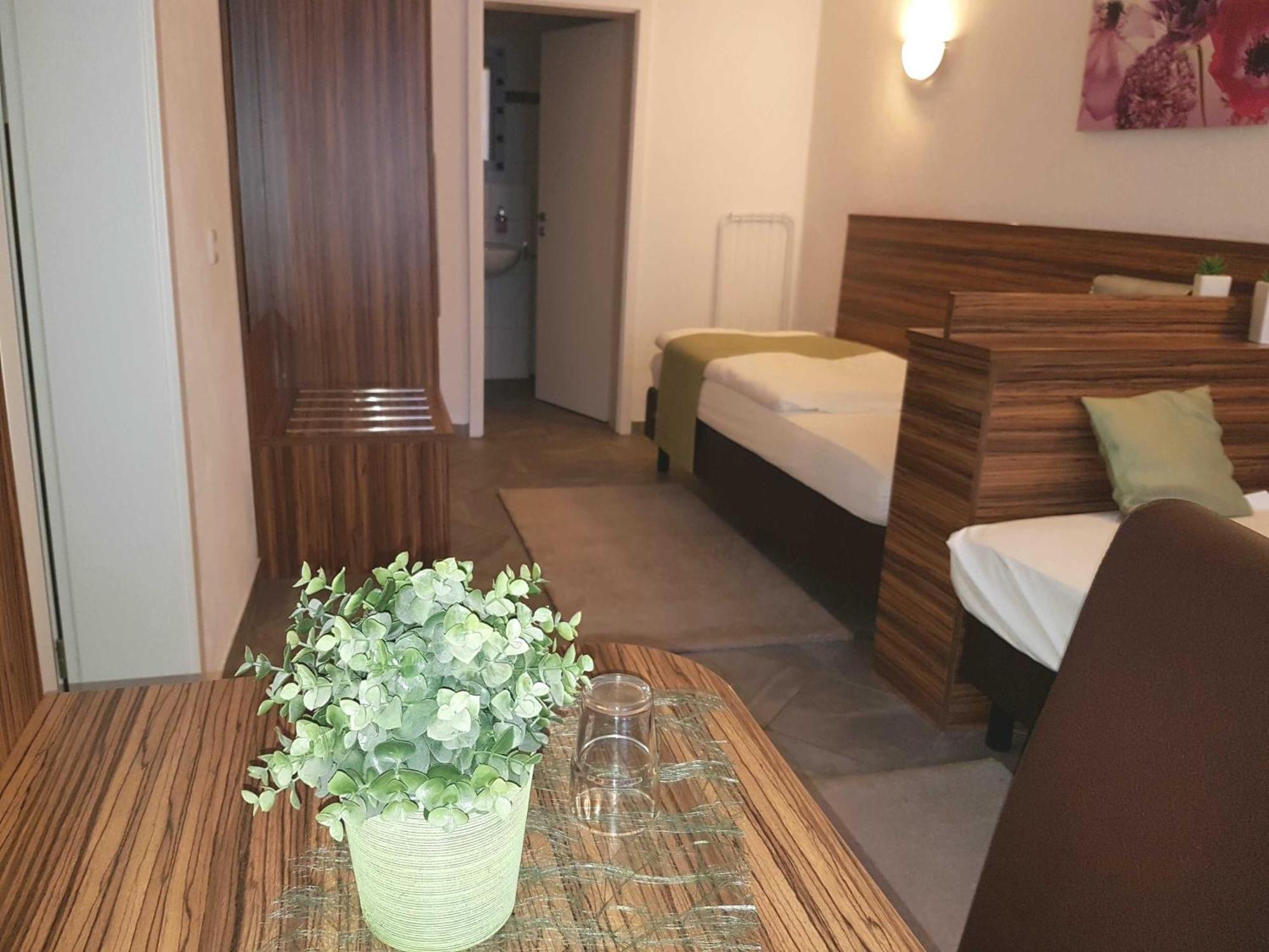 Garni Goldene Traube Hotel